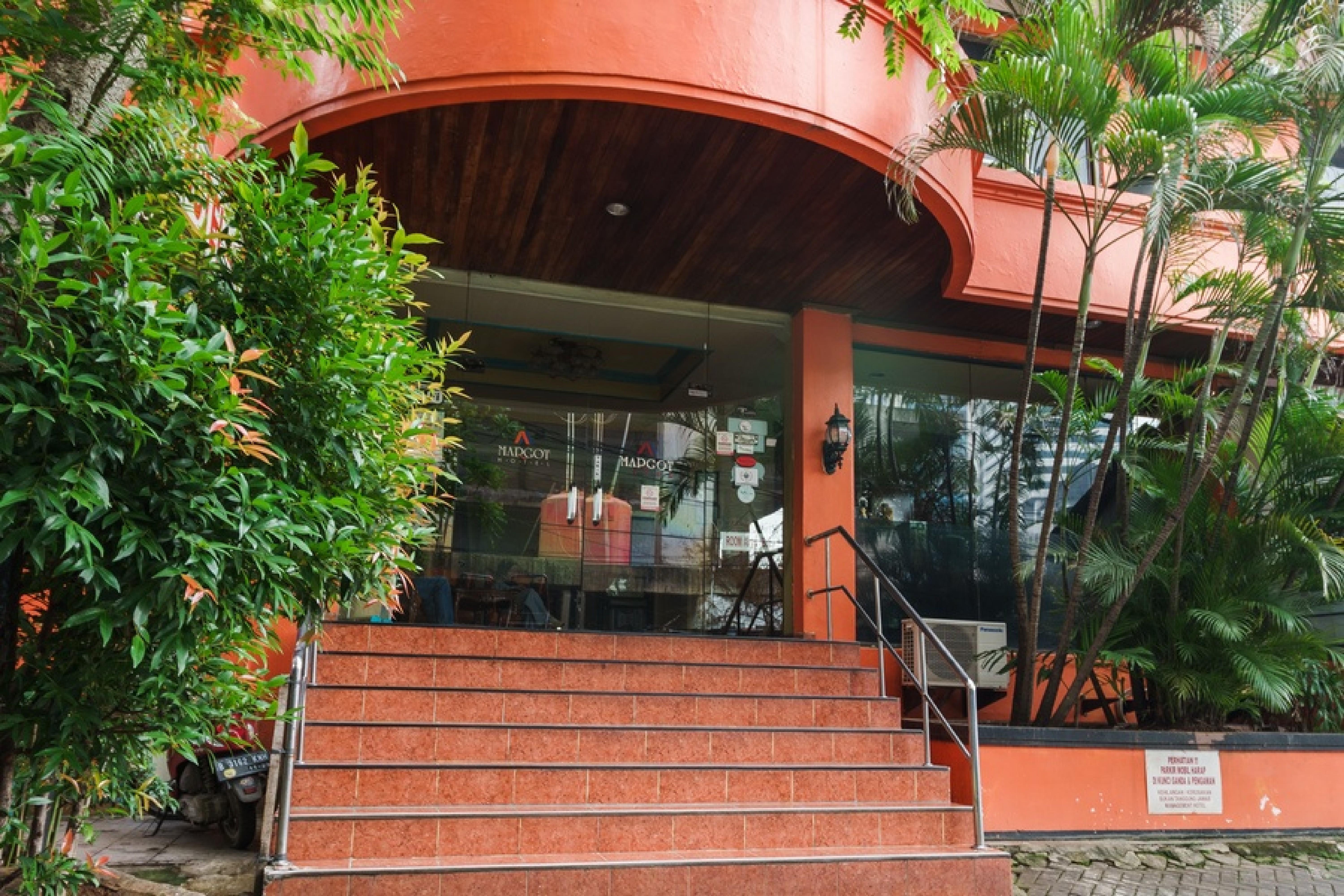 Reddoorz @ Jalan Jaksa Jakarta Exterior photo